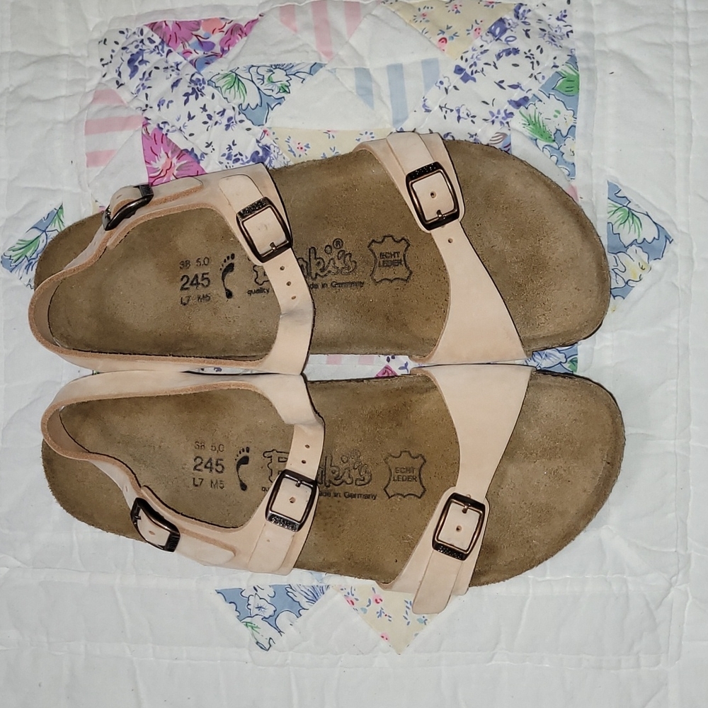 Birki’s by Birkenstock Sandals Size 7 Women's
